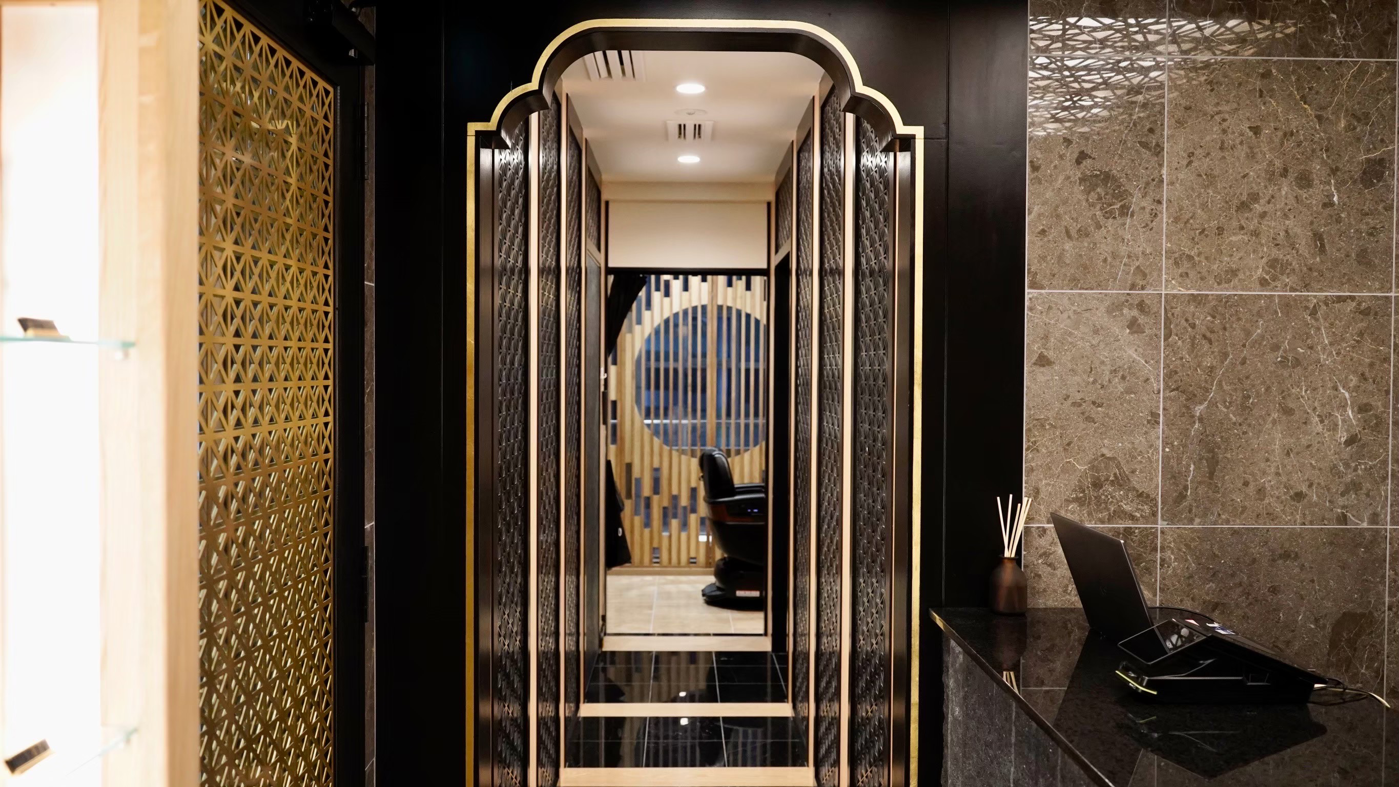 PREMIUM BARBER銀座店