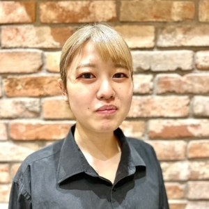 山下流菜　※産休中