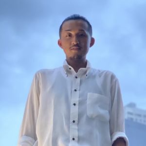 須藤　智也