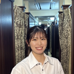 中澤優菜(カット以外指名不可)