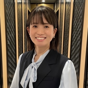 村上 真理子　出勤日:月水木土日　