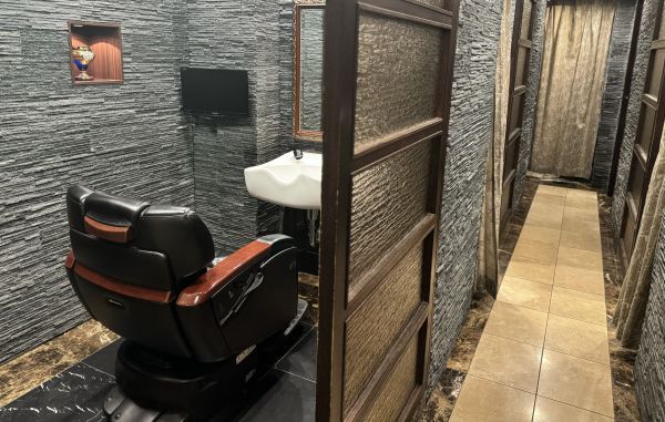 PREMIUM BARBER 表参道店