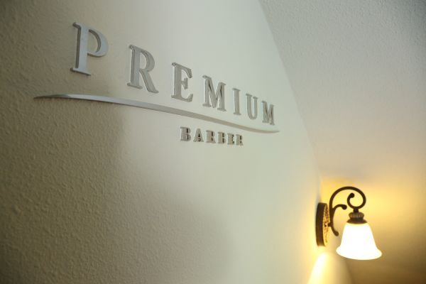 PREMIUM BARBER 赤坂店