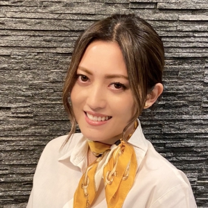 張替 朱里 産休中
