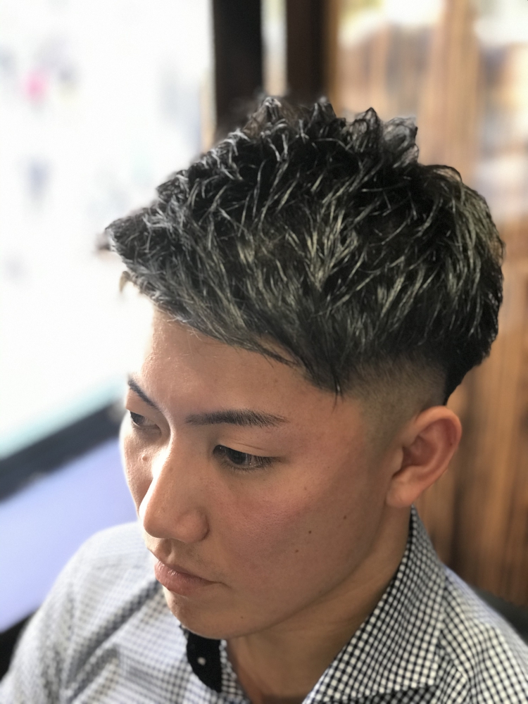 ビジネス対応スキンフェード ヘアカタログ 高級理容室 床屋 ヒロ銀座ヘアーサロン ビジネス対応スキンフェード ヘアカタログ 高級理容室 床屋 ヒロ銀座ヘアーサロン