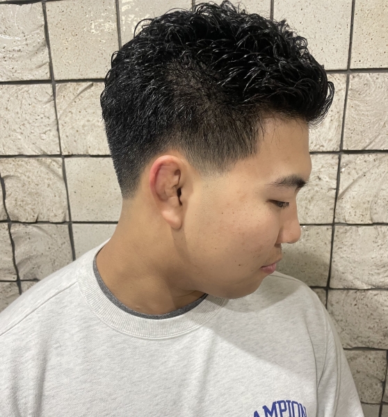 清潔感を極める、テーパーフェード