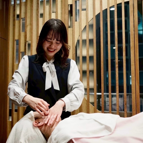 肌を整えるフェイシャルケア