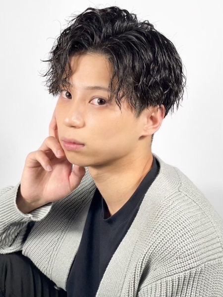 trendy 2025 × perm × Side part