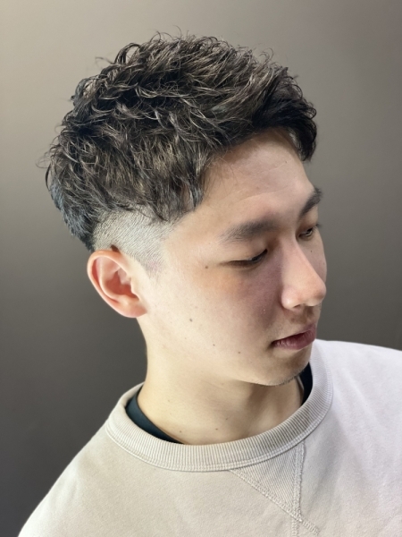Business × short hair