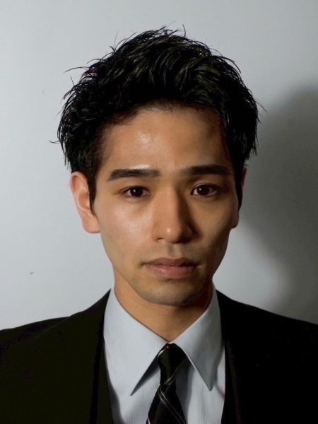 印象を左右する！ビジネスアップバングで爽やか＆できる男に