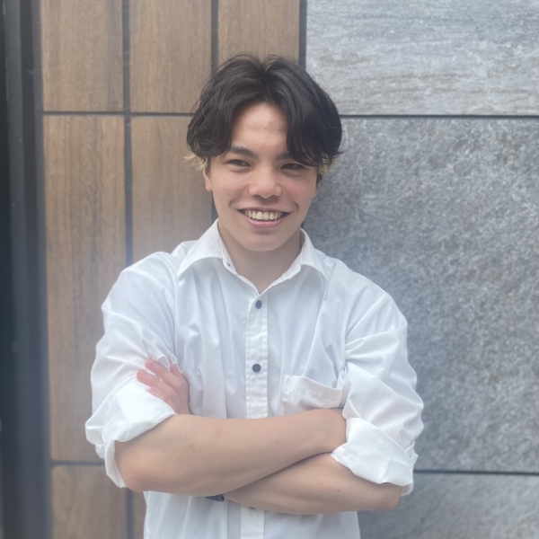 スタッフ紹介②