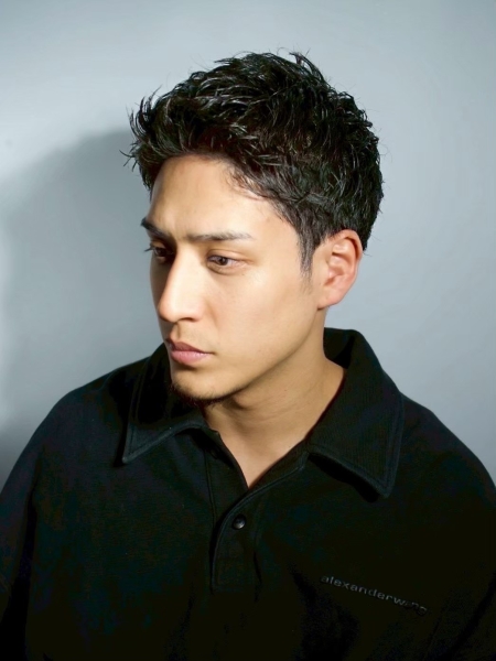 紳士短髮結合燙髮設計