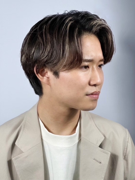 文藝中長髮