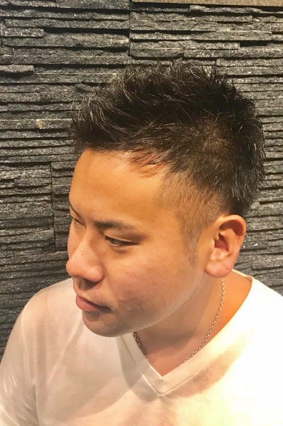 ツーブロソフモヒ ヘアカタログ 高級理容室 床屋 ヒロ銀座ヘアーサロン