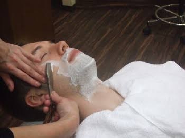 バーバーのシェービングが“気持ちいい”と言われる理由