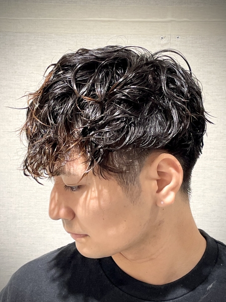 ツイストスパイラルパーマスタイル