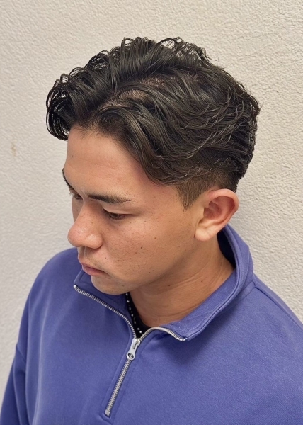 今人気のツーブロックパーマ