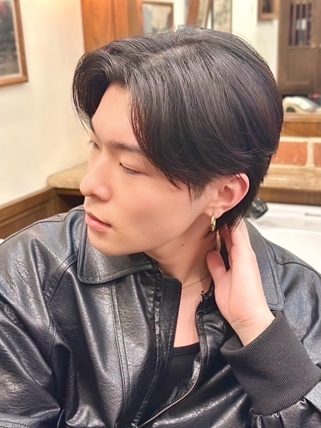 初めてでも挑戦しやすいナチュラルセンターパート