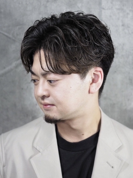 爽やかさ倍増ナチュラルフェザーパーマ