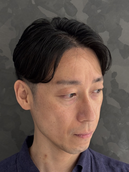 癖毛も味方に！ナチュラルセンターパート！