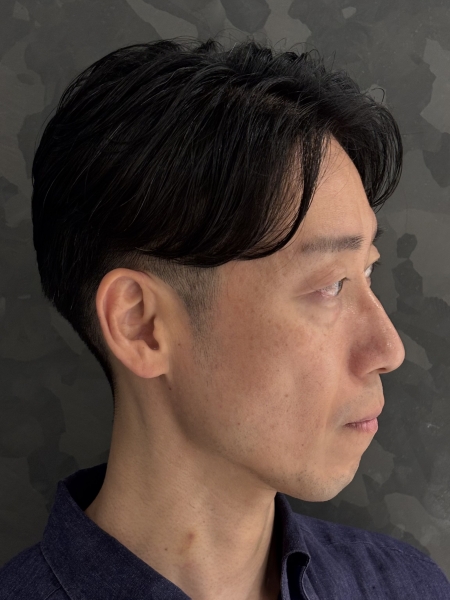 癖毛も味方に！センターパート