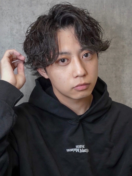 パーマ初心者は緩め波巻きがおすすめ