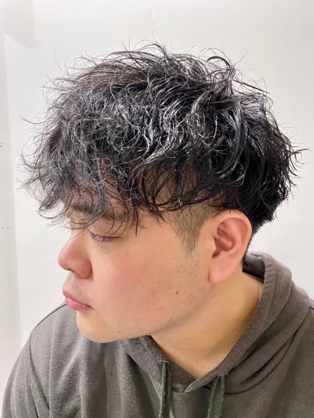 丸顔に合うメンズショートのポイント