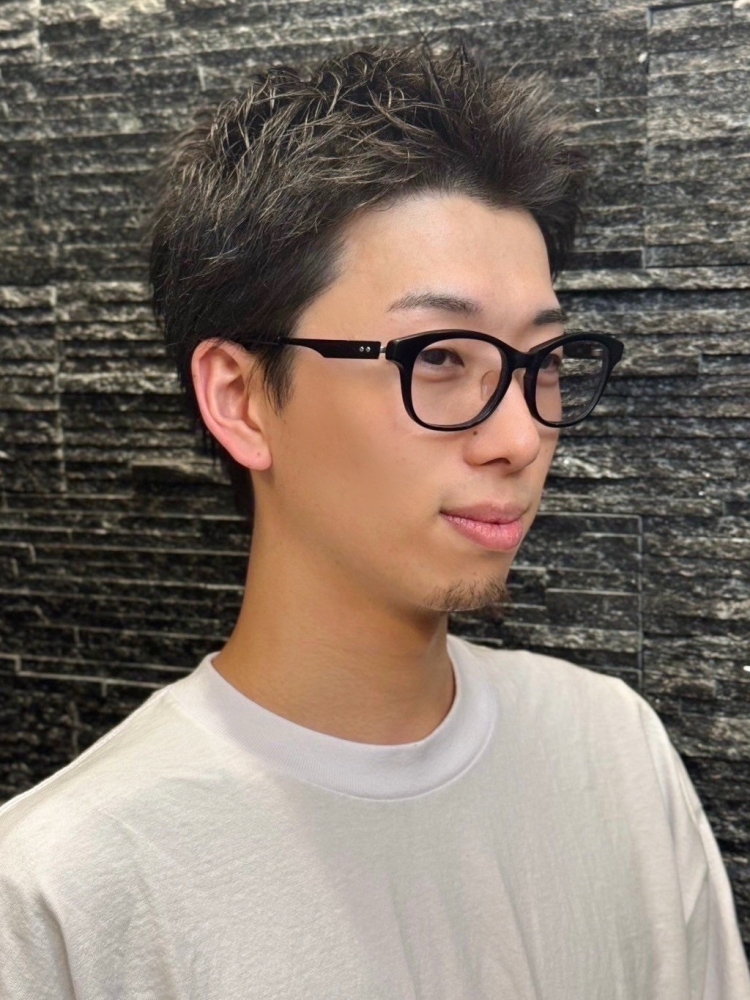 【冬でも似合う◎】スパイキーショート