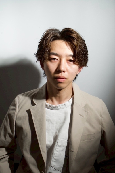 柔らかく動く！ソフトサーフカールで爽やか男子に