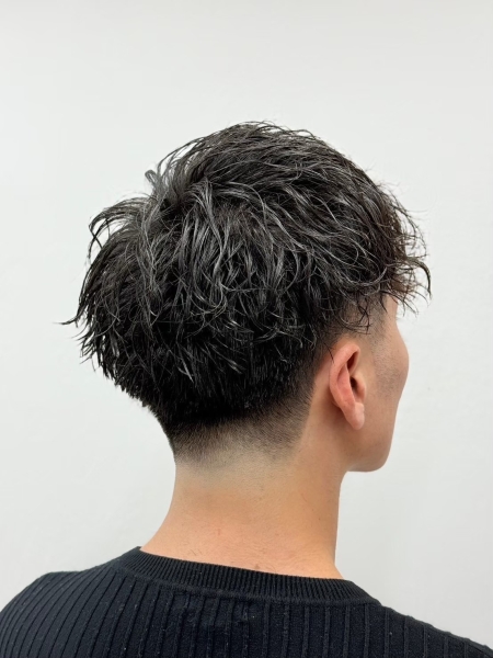 初めてでも失敗しない。清潔感あるスパイラルパーマ