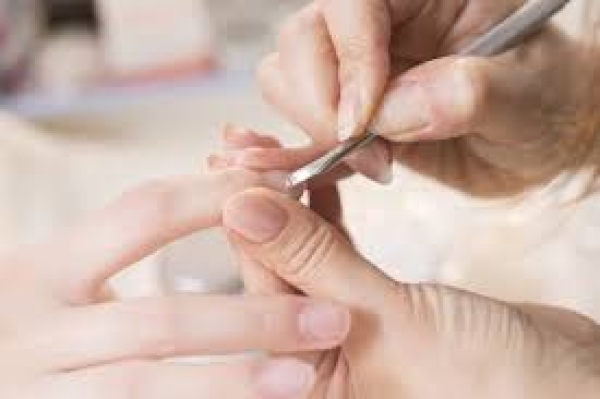 男性も女性も大歓迎 ネイルケア承ります