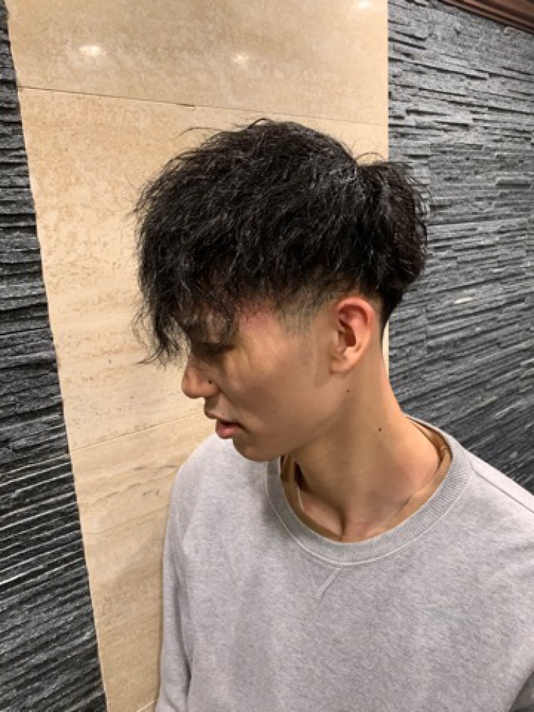 ツイストスパイラルパーマ｜ヘアカタログ｜高級理容室 床屋 ヒロ銀座ヘアーサロン