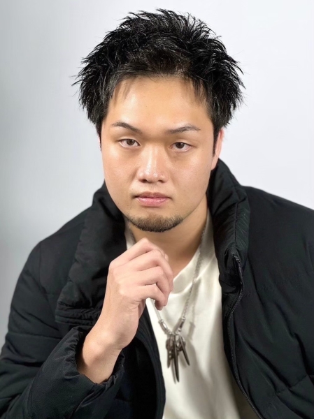 男らしさ全開！ハードスパイキーショート