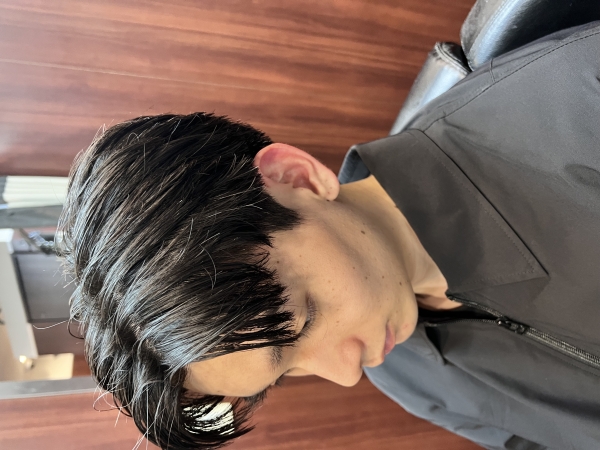 ビジネスもOKなナチュラルヘア