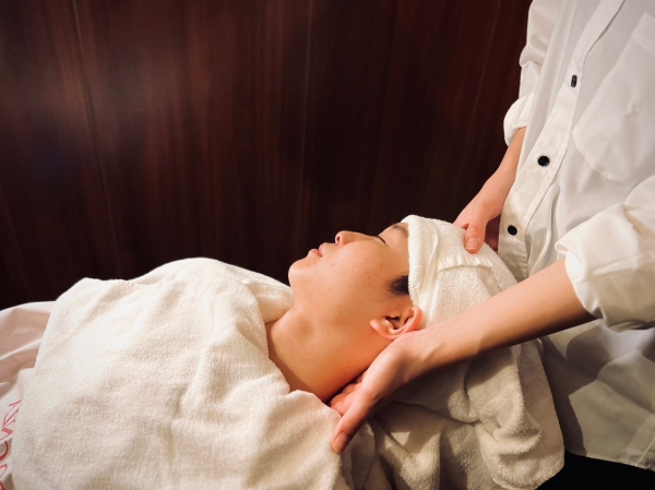 至福の''ネックリンパマッサージ''