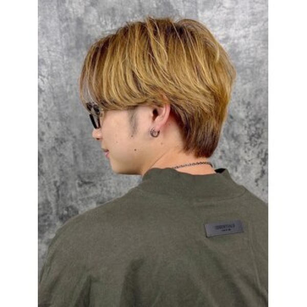 自分では見えない後ろ姿