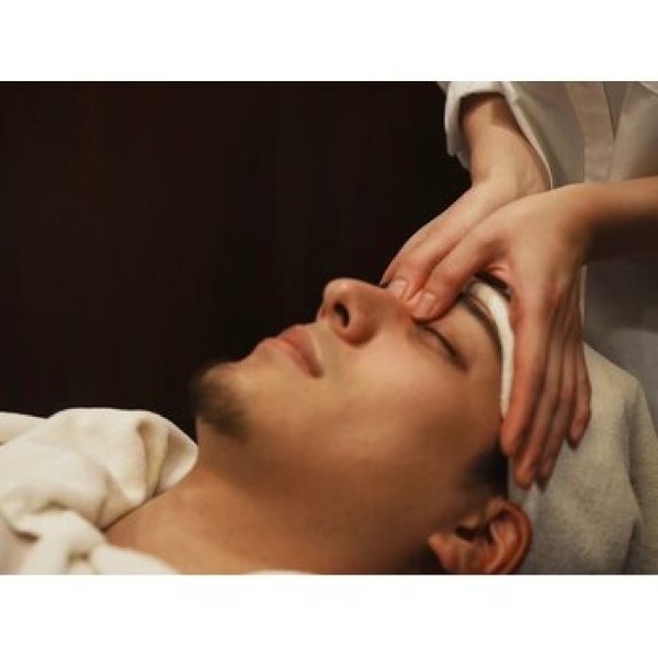 仕事終わりに最高のお顔ほぐし