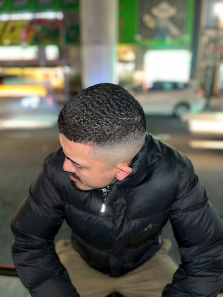 濡れパン×ハイスキンフェードで男前に