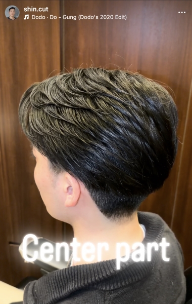 すっきり決まる短めセンターパート