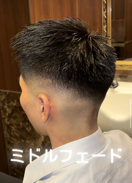 立体感をつくるバランスフェードショート