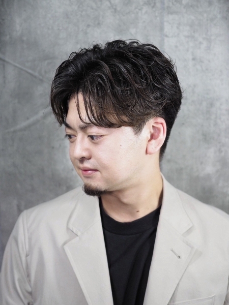 色気と動きが際立つラルフカール