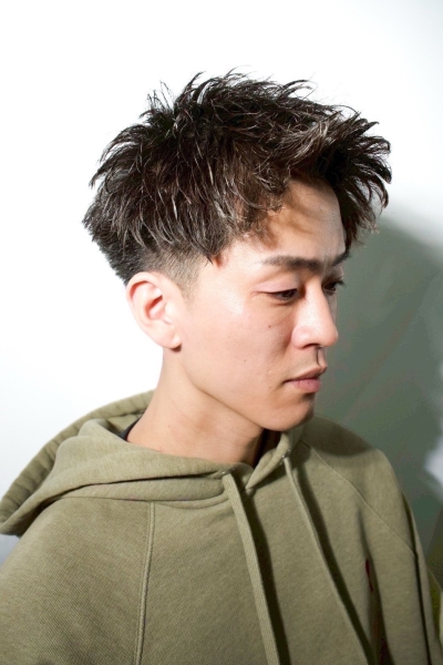 アップバングショート