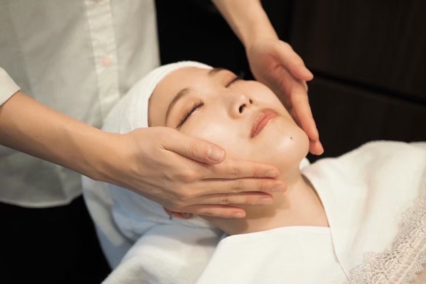 肌の土台を整えるシェービング