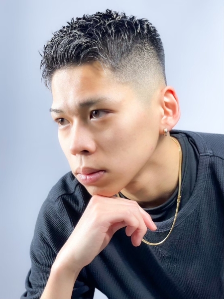 フェザーアップ 仙台バーバー