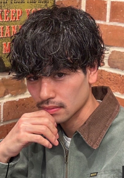 ラフに決まる無造作マッシュ