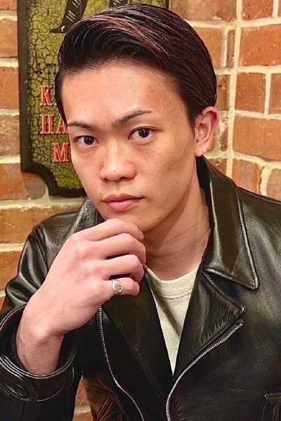 大人の品格漂うバーバースタイル