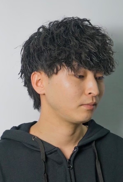 縦落ちスパイラルで作る今っぽパーマ