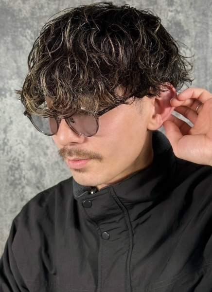 抜け感が魅力の緩めスペインカール