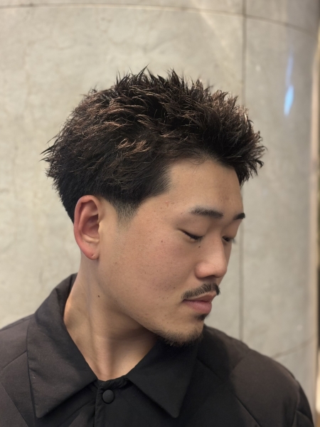 テーパーフェード×スパイキーショート