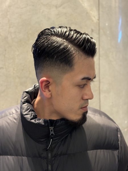 サイドパートスキンフェード